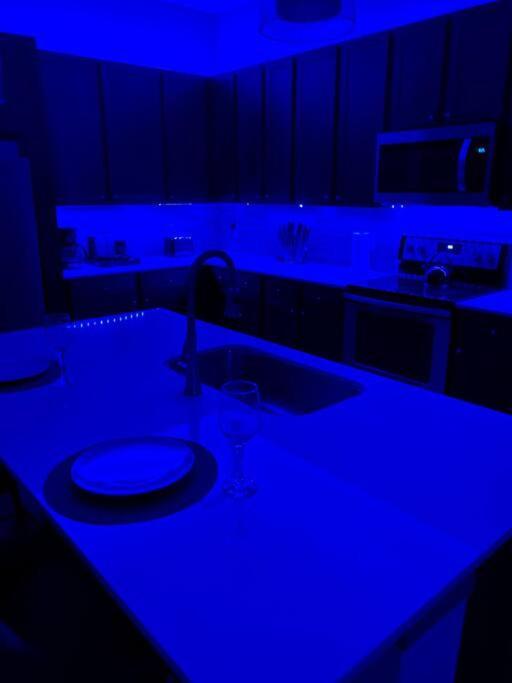 Luxury Apartment Close To Everything W Free Parking 5 Хьюстон Экстерьер фото